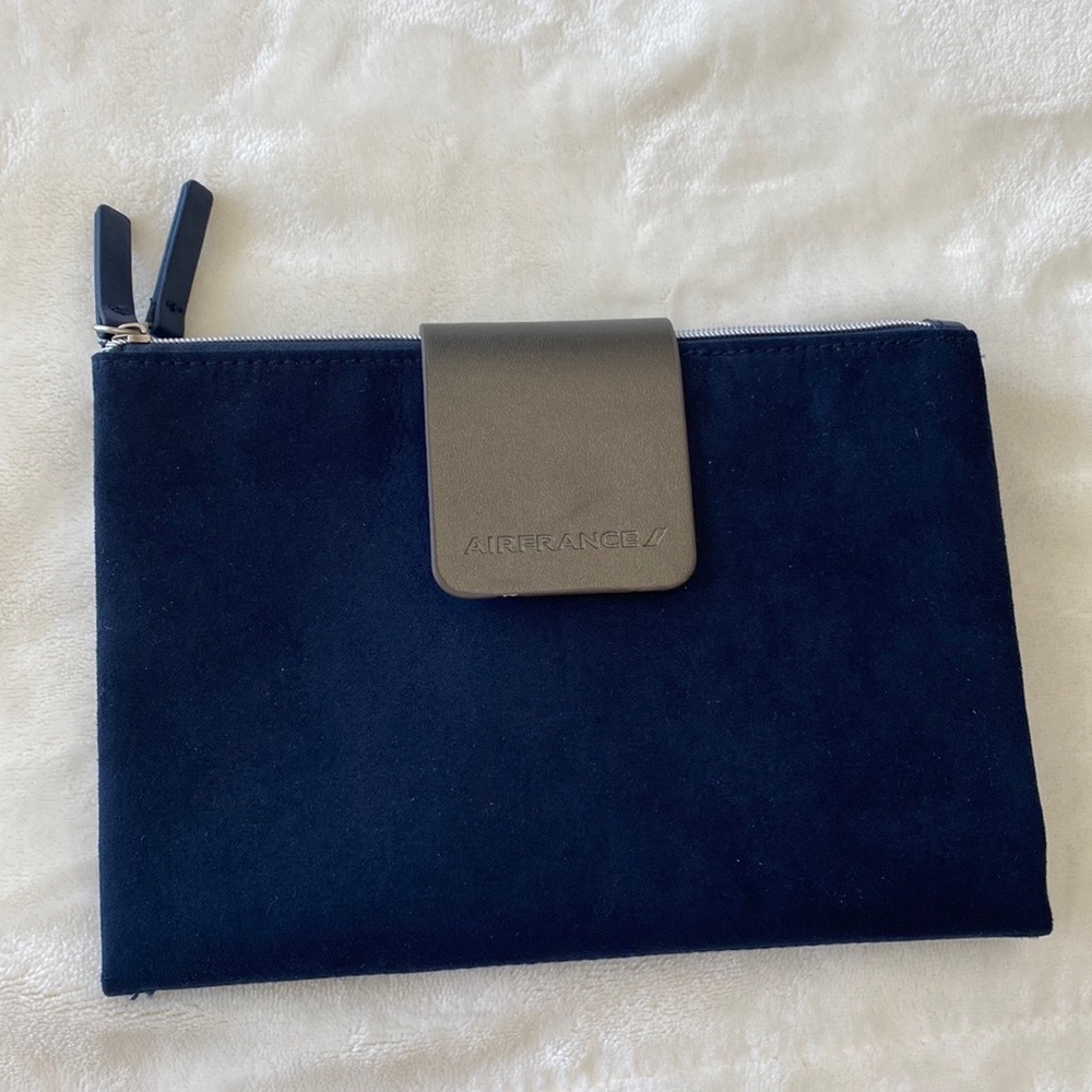 New Air France travel bag case